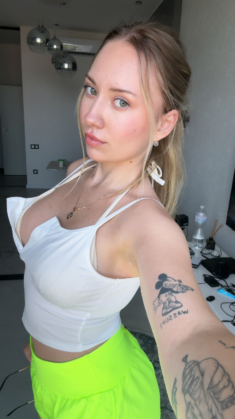 KateV in her underwear in Yiwu