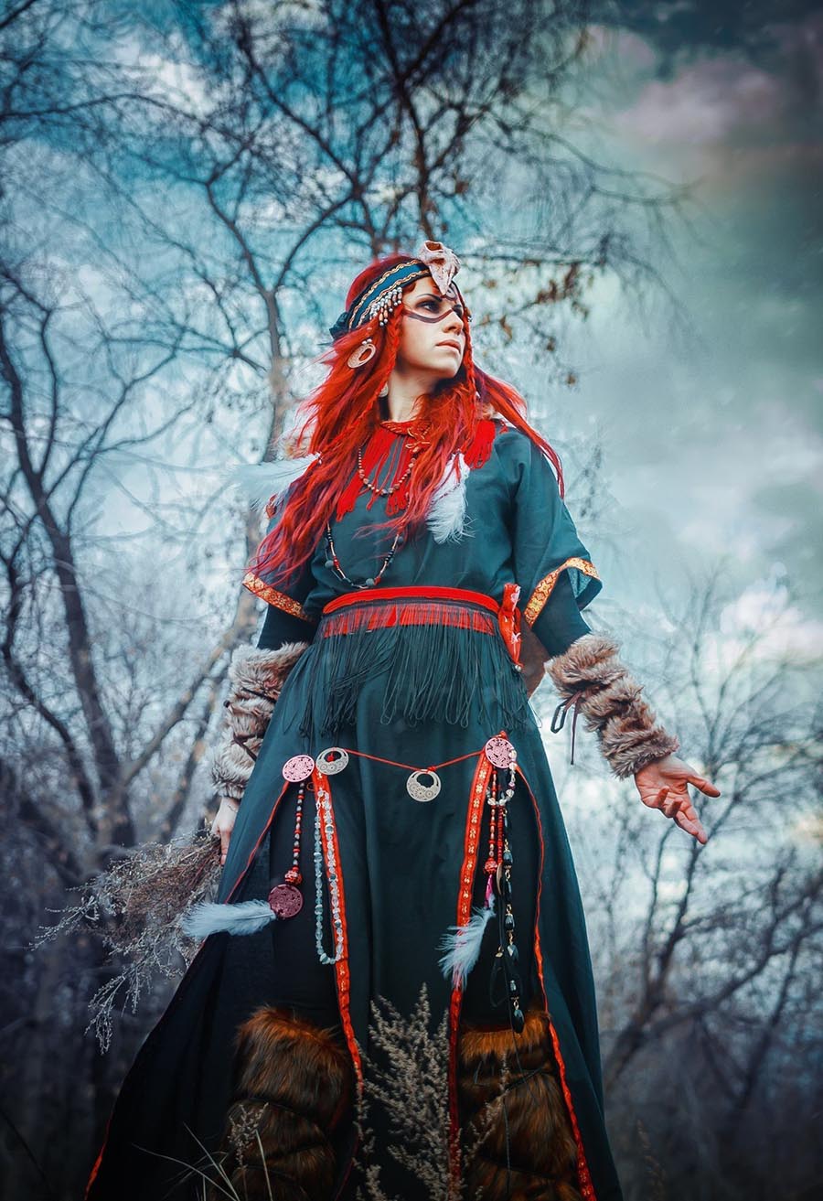 Girls in Slavic costumes underwear in Yiwu